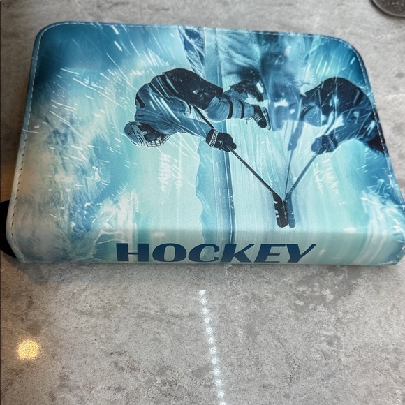 Hockey Card Holder. 9.5”x7” 4 pocket holds 100 hockey cards. Brand new. - Picture 1 of 7
